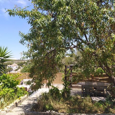 Les Mondes - Appartement Bas De Maison Ensues-la-Redonne Luaran gambar