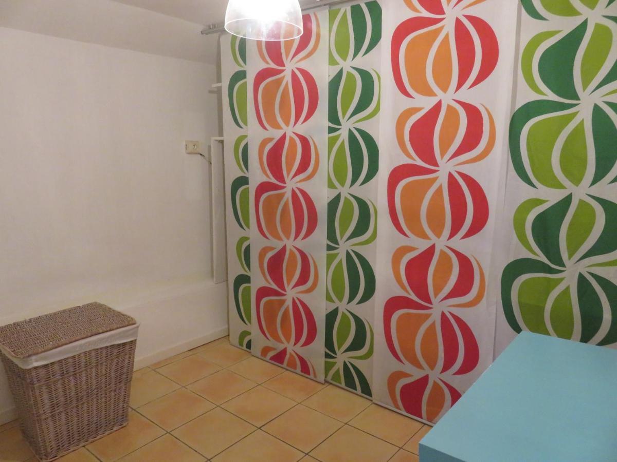 Les Mondes - Appartement Bas De Maison Ensues-la-Redonne Luaran gambar