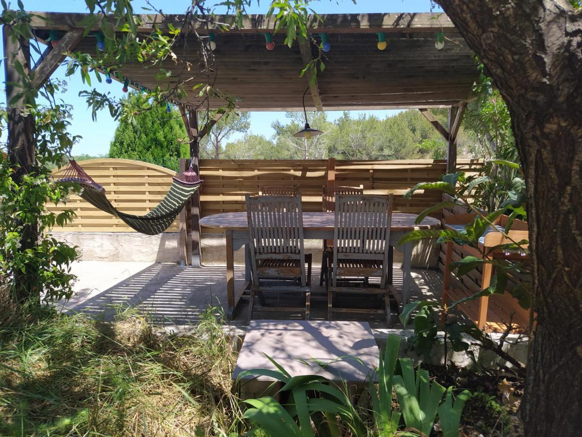 Les Mondes - Appartement Bas De Maison Ensues-la-Redonne Luaran gambar