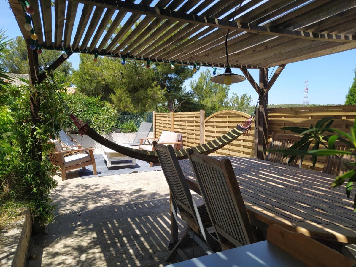 Les Mondes - Appartement Bas De Maison Ensues-la-Redonne Luaran gambar